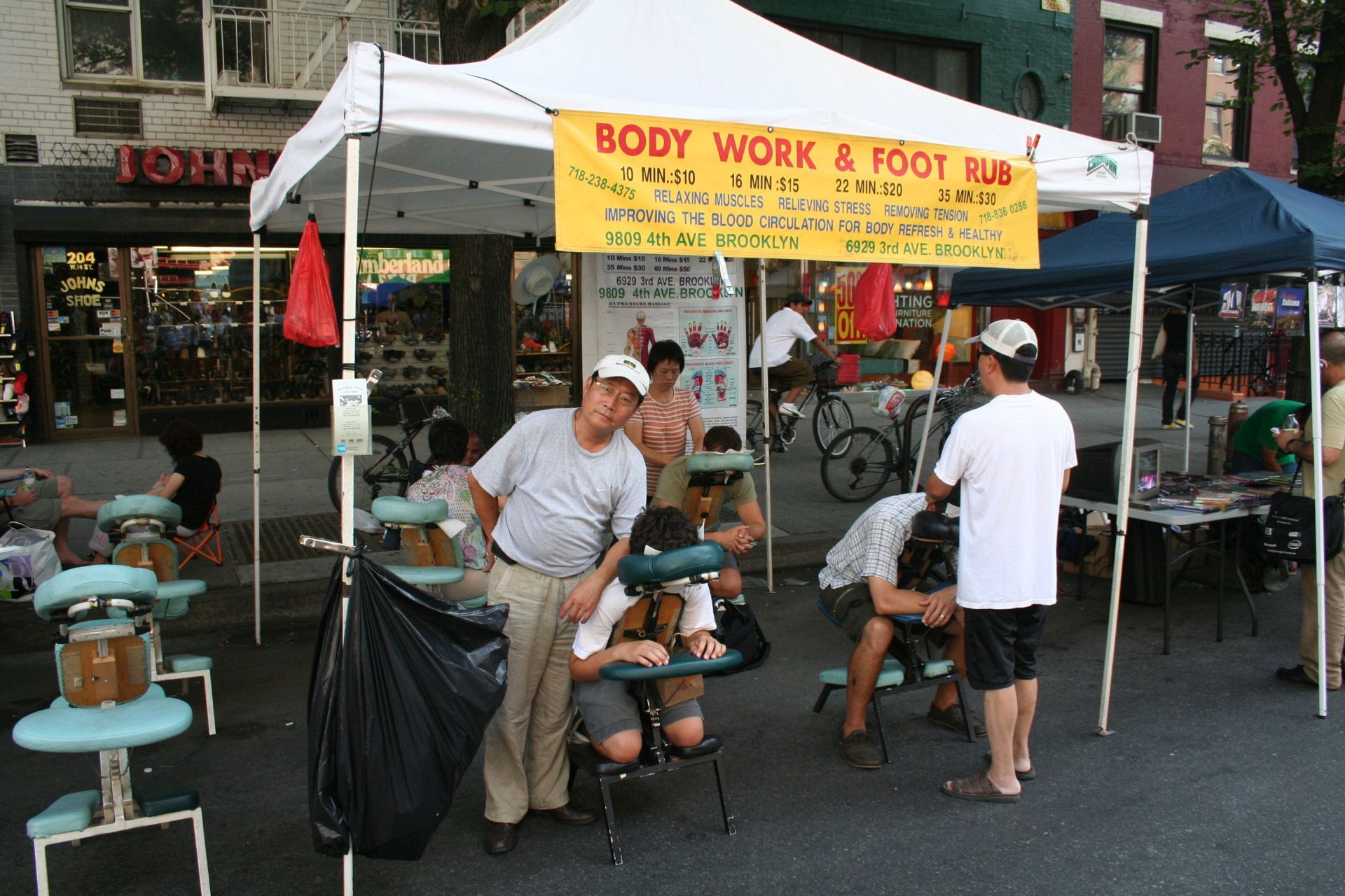 Massaggi in strada a New York